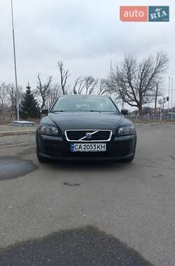 Характеристики Volvo C30 Хэтчбек