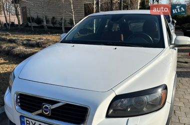 Характеристики Volvo C30 Хэтчбек