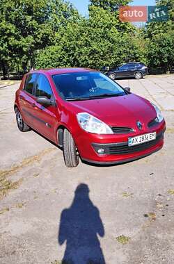 Характеристики Renault Clio Хетчбек