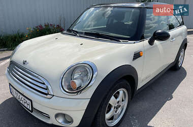 Характеристики MINI Cooper Хэтчбек