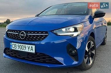 Характеристики Opel Corsa-e Хэтчбек
