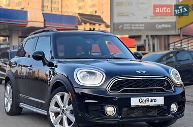 Характеристики MINI Countryman Хэтчбек