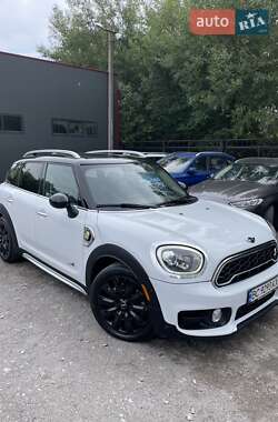 Характеристики MINI Countryman Хэтчбек