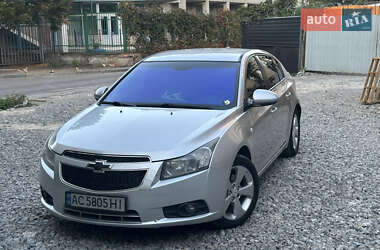 Характеристики Chevrolet Cruze Хетчбек