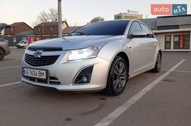 Характеристики Chevrolet Cruze Хетчбек