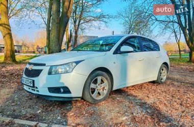 Характеристики Chevrolet Cruze Хетчбек
