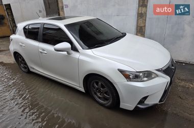 Характеристики Lexus CT Хетчбек