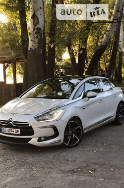 Характеристики Citroen DS5 Хэтчбек