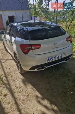 Характеристики Citroen DS5 Хэтчбек