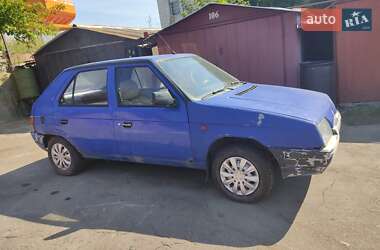 Характеристики Skoda Favorit Хетчбек