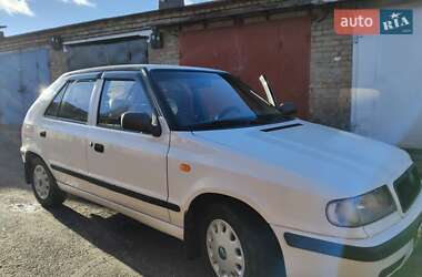 Характеристики Skoda Felicia Хэтчбек