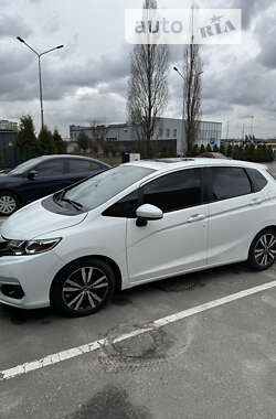 Характеристики Honda Fit Хэтчбек