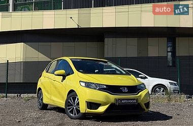 Характеристики Honda Fit Хетчбек