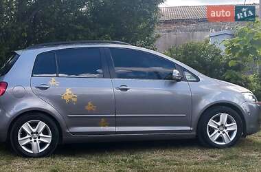 Характеристики Volkswagen Golf Plus Хэтчбек
