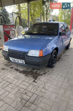 Характеристики Opel Kadett Хетчбек