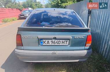 Характеристики Opel Kadett Хэтчбек