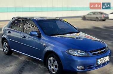 Характеристики Chevrolet Lacetti Хэтчбек