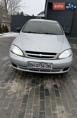 Характеристики Chevrolet Lacetti Хетчбек