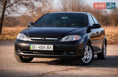 Характеристики Chevrolet Lacetti Хетчбек