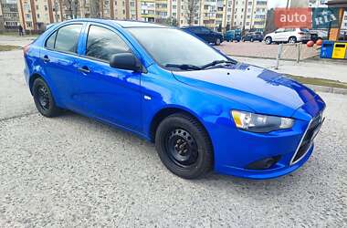 Характеристики Mitsubishi Lancer Хэтчбек