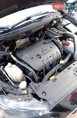 Характеристики Mitsubishi Lancer Хэтчбек