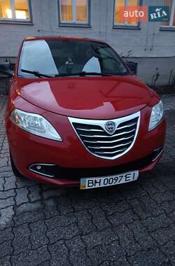 Цены Lancia Хэтчбек