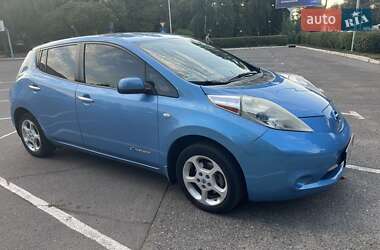Характеристики Nissan Leaf Хэтчбек
