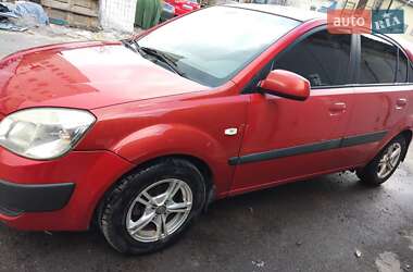 Характеристики Kia Rio Хетчбек
