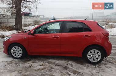 Характеристики Kia Rio Хетчбек