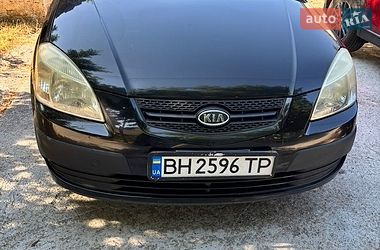 Характеристики Kia Rio Хэтчбек