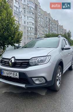 Характеристики Renault Sandero StepWay Хетчбек