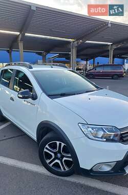 Характеристики Renault Sandero StepWay Хетчбек