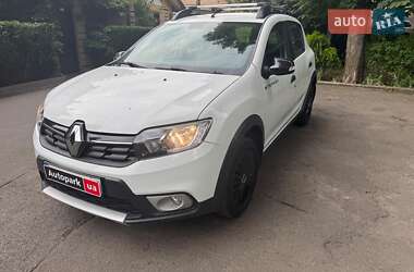 Характеристики Renault Sandero Хэтчбек