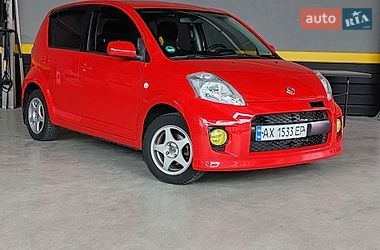 Характеристики Daihatsu Sirion Хетчбек