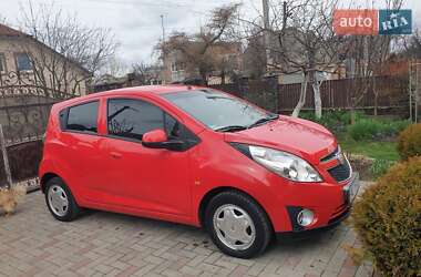 Характеристики Chevrolet Spark Хэтчбек
