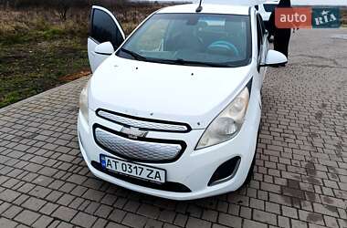 Характеристики Chevrolet Spark Хэтчбек