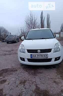 Характеристики Suzuki Swift Хетчбек