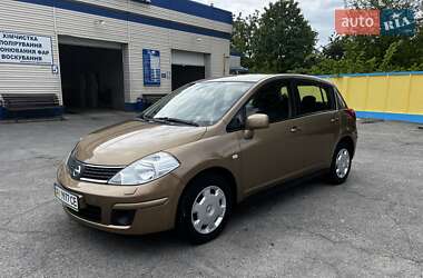 Характеристики Nissan TIIDA Хетчбек