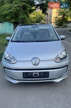 Характеристики Volkswagen Up Хэтчбек