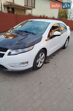 Характеристики Chevrolet Volt Хэтчбек