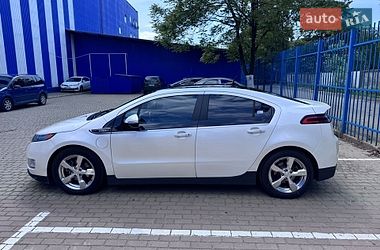 Характеристики Chevrolet Volt Хетчбек