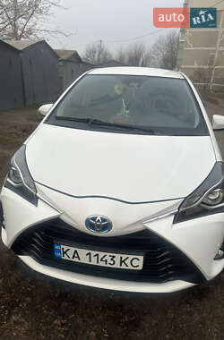 Характеристики Toyota Yaris Хэтчбек