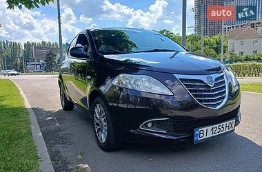 Характеристики Lancia Ypsilon Хетчбек