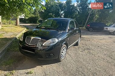 Характеристики Lancia Ypsilon Хэтчбек