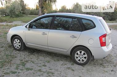 Kia Carens  2008