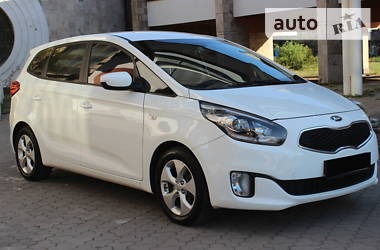 Kia Carens  2015