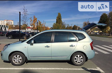 Kia Carens  2007