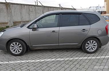 Kia Carens  2011