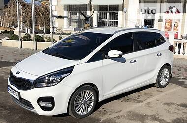 Kia Carens 2017 2016