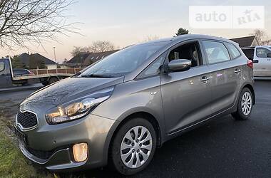 Kia Carens Style Plus 2015reg 2013